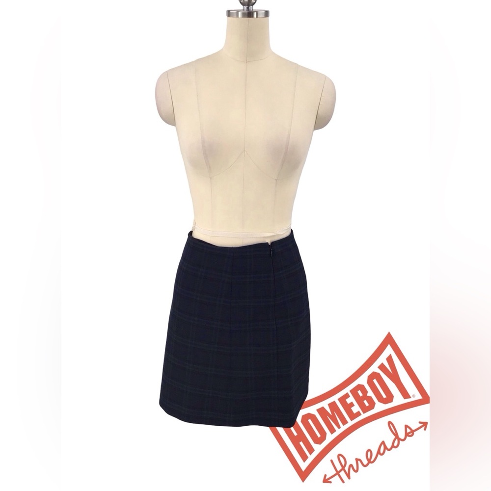 #2 LIVE BABATON Women's Black Skirt